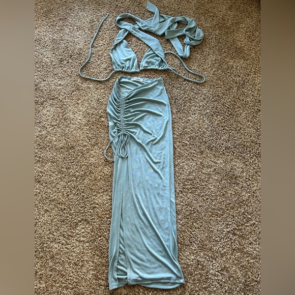 Beginning Boutique Light Blue Two Piece - Picture 3 of 3